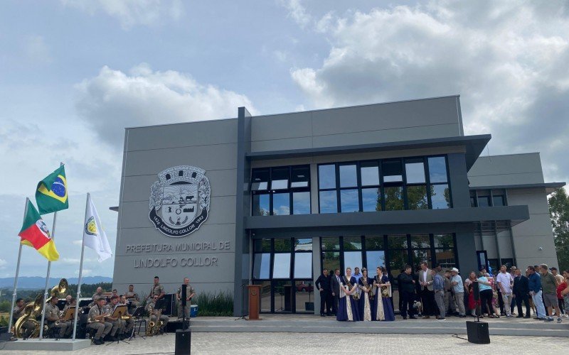 Prédio próprio da Prefeitura foi inaugurado | abc+
