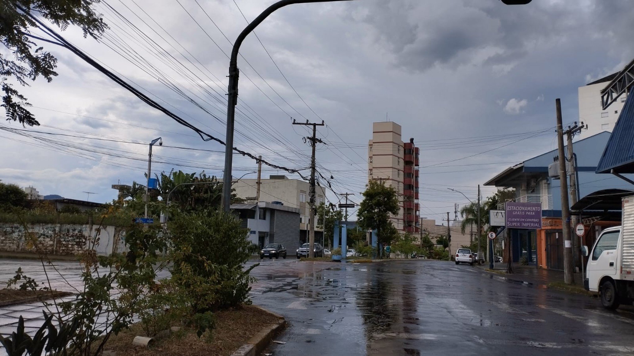 Chuva ameniza calor que se aproximou dos 40°C no Vale do Sinos