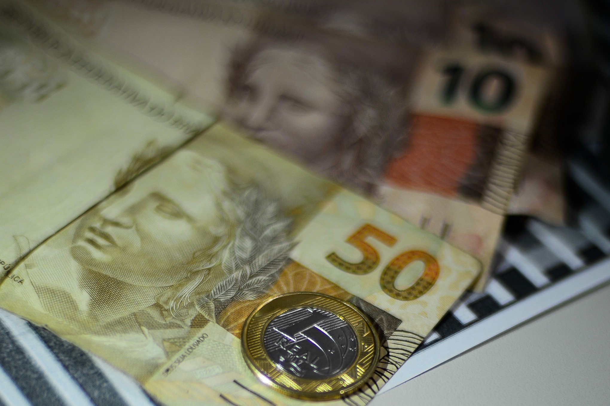 IMPOSTO DE RENDA:Receita paga lote da malha fina nesta segunda