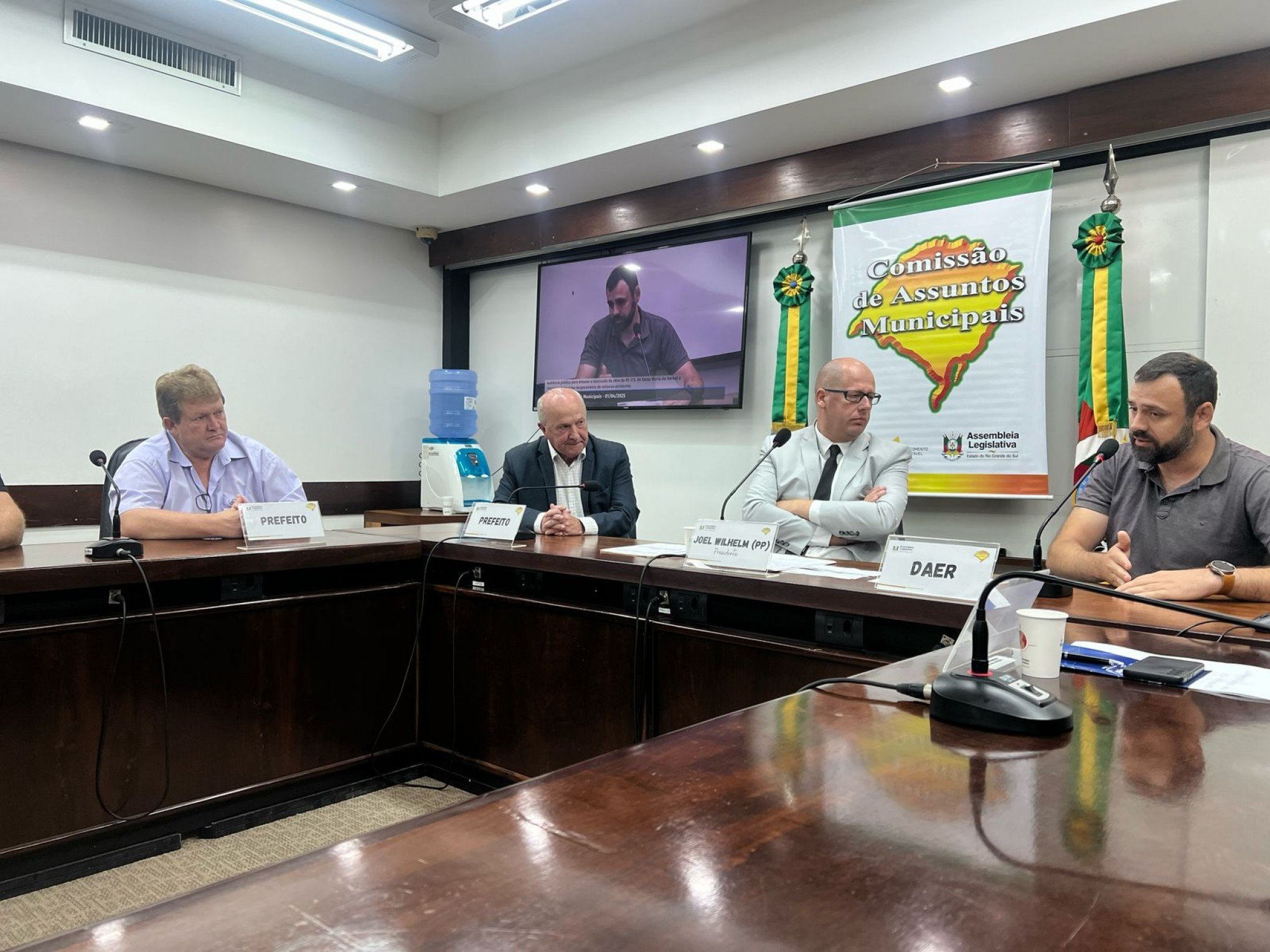 Audiência pública debate demora para conclusão das obras de pavimentação na RS-373 entre Gramado e Santa Maria do Herval