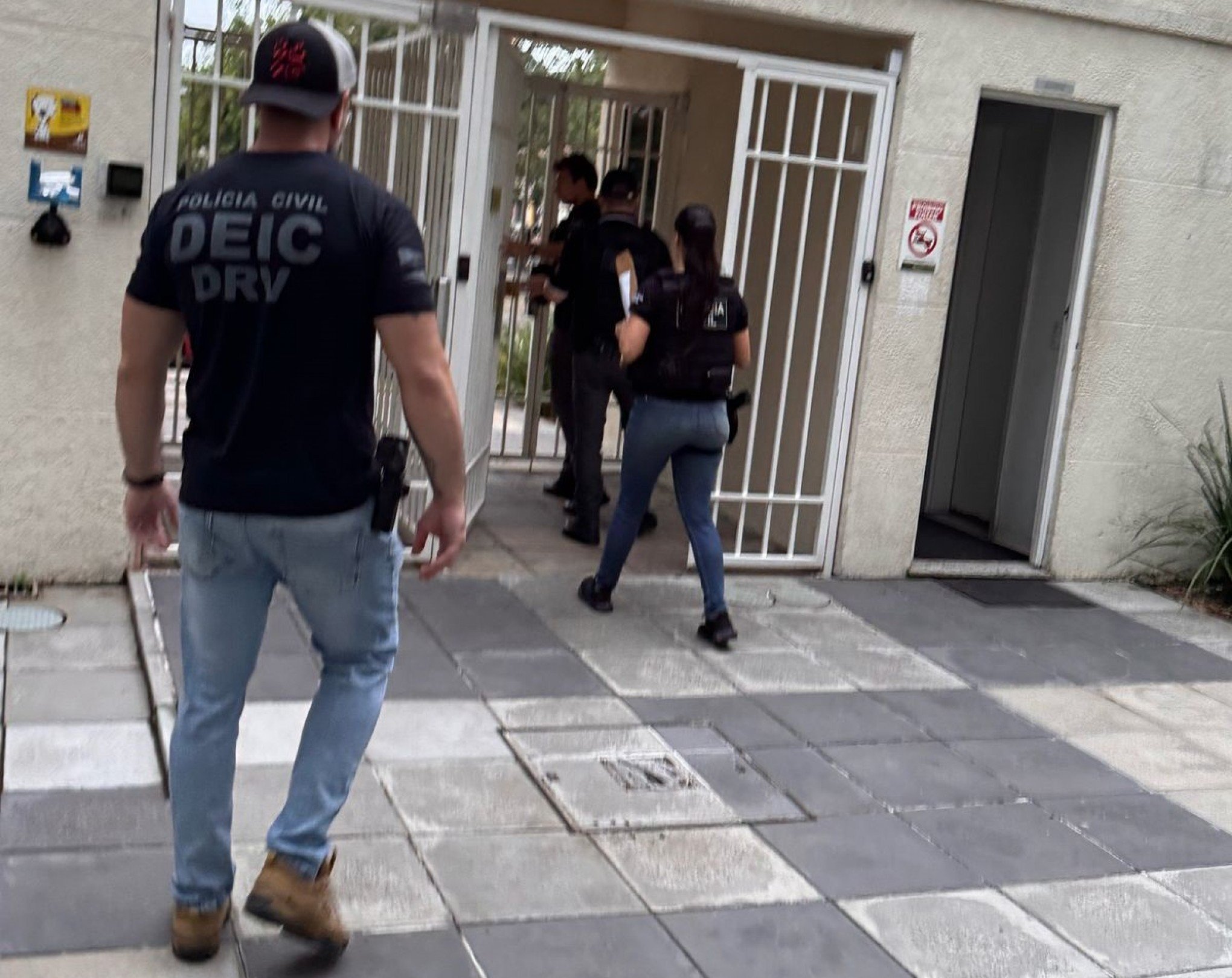 Operação desarticula grupo da região metropolitana que furtava camionetes de luxo