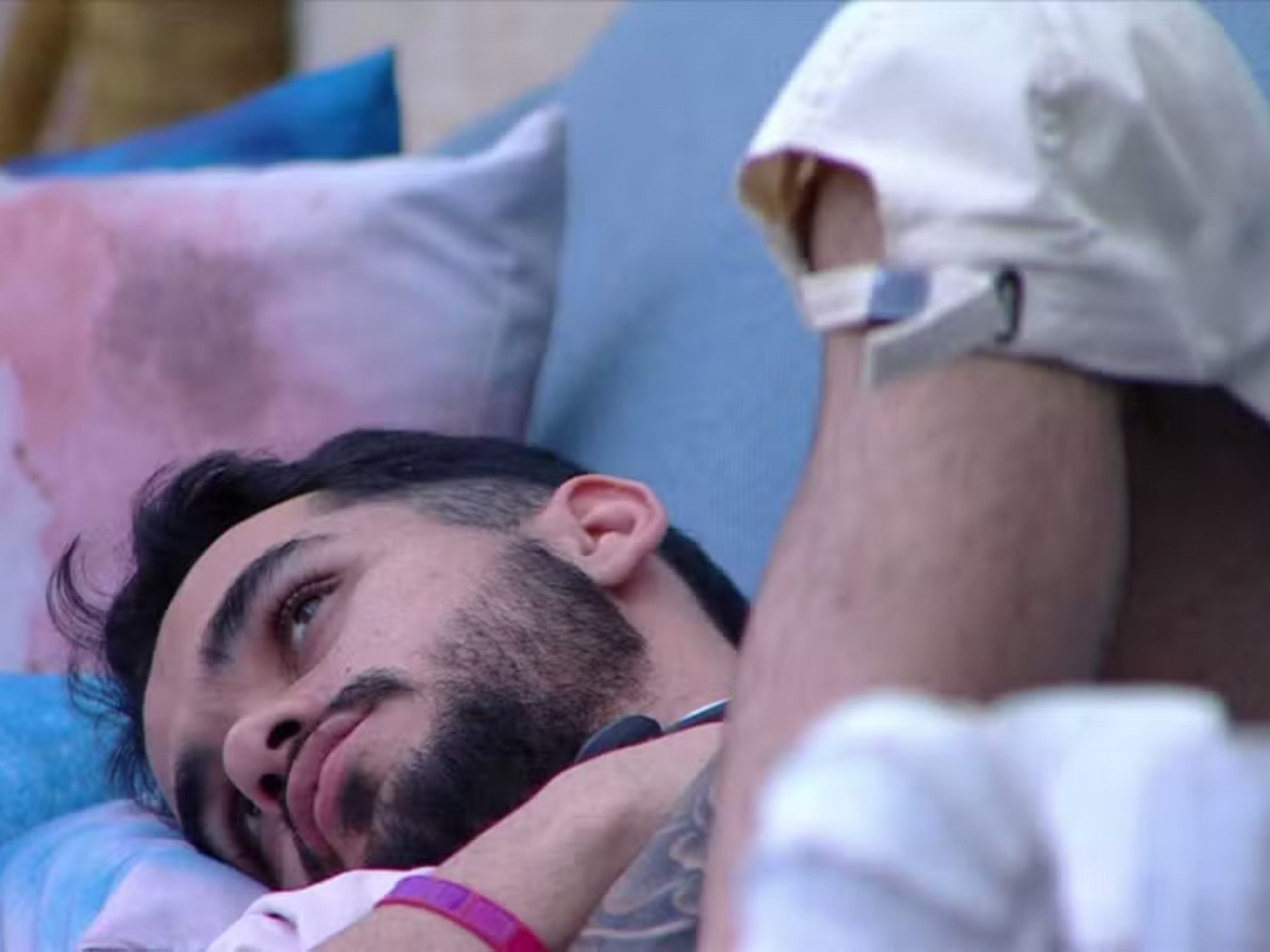 BBB: João Pedro é repreendido por ter chamado sister de 'bicha maluca' e 'gay insuportável'