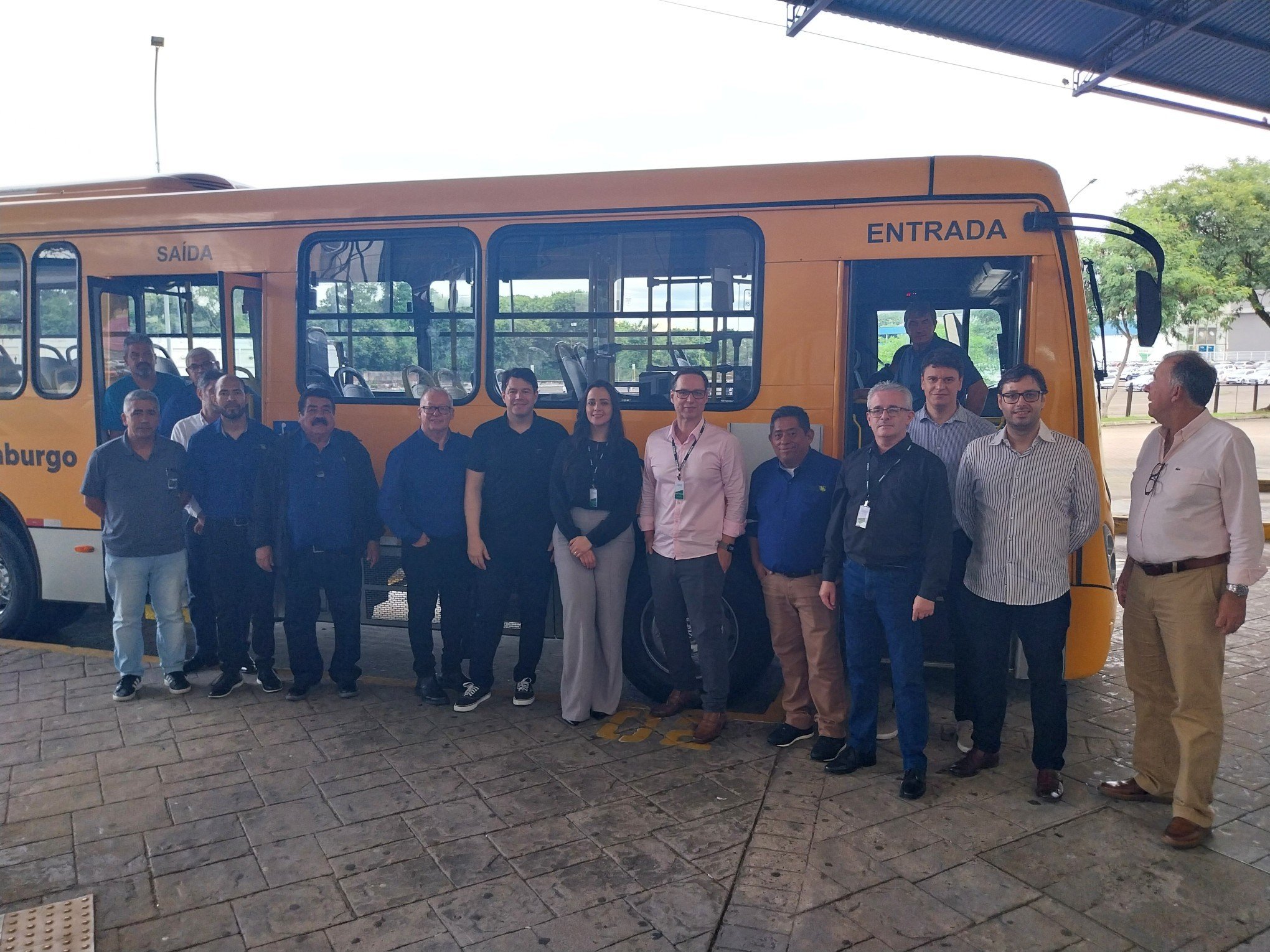 Empresa de Honduras visita Novo Hamburgo para conhecer sistema de bilhetagem eletrônica dos ônibus
