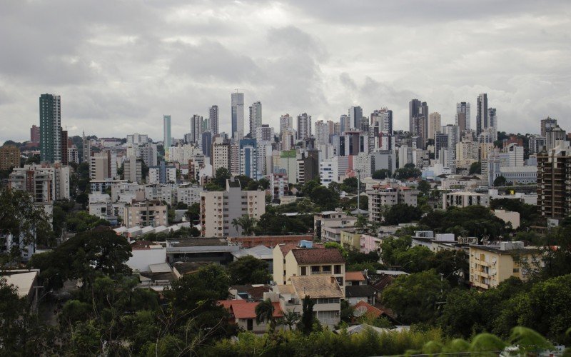 Projeto aponta leve redução no déficit em relação à estimativa anterior de R$ 200 milhões para o próximo ano | abc+