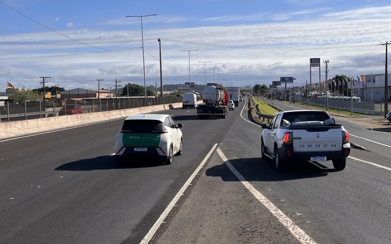 Motoristas que transitam pela ponte nova enfrentam problemas para acessar eixo central da BR-116 no sentido São Leopoldo-Novo Hamburgo