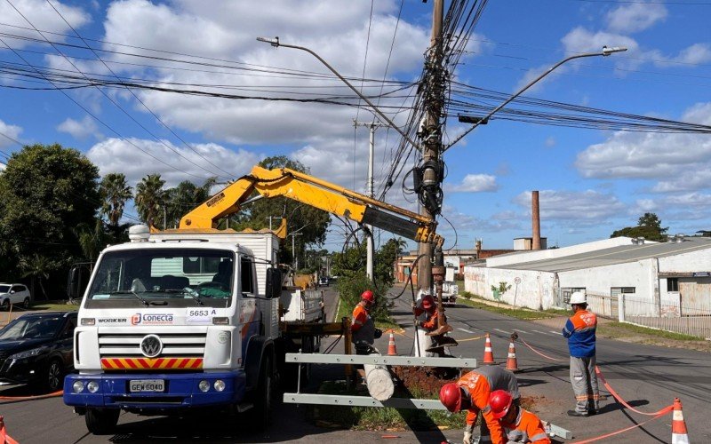 Troca de poste causa falta de luz em bairro de Novo Hamburgo | abc+