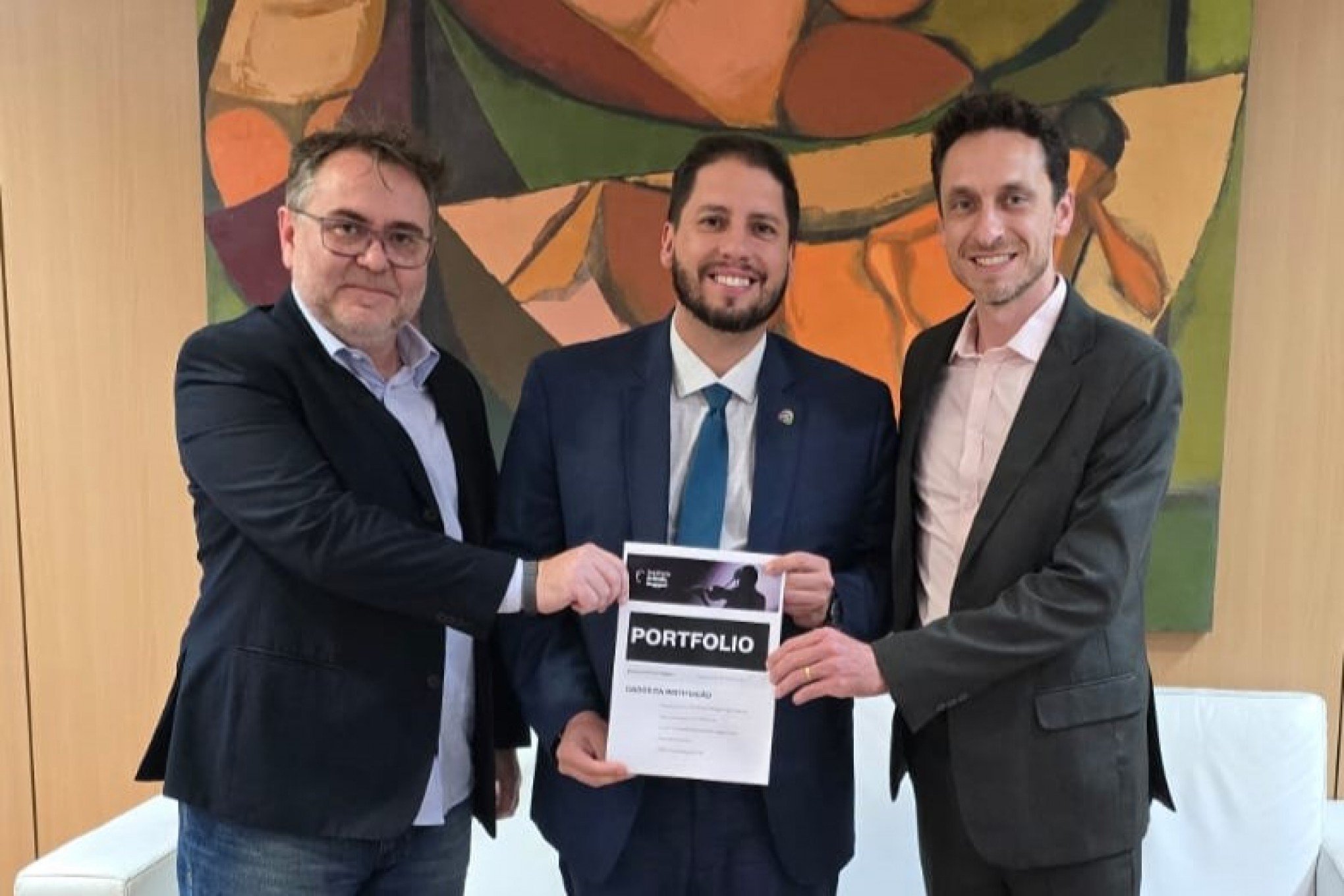 Representantes da Orquestra de Sopros de Novo Hamburgo buscam apoio no Ministério da Cultura