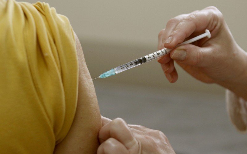 Vacina da gripe está sendo aplicada nas unidades de saúde em Canoas