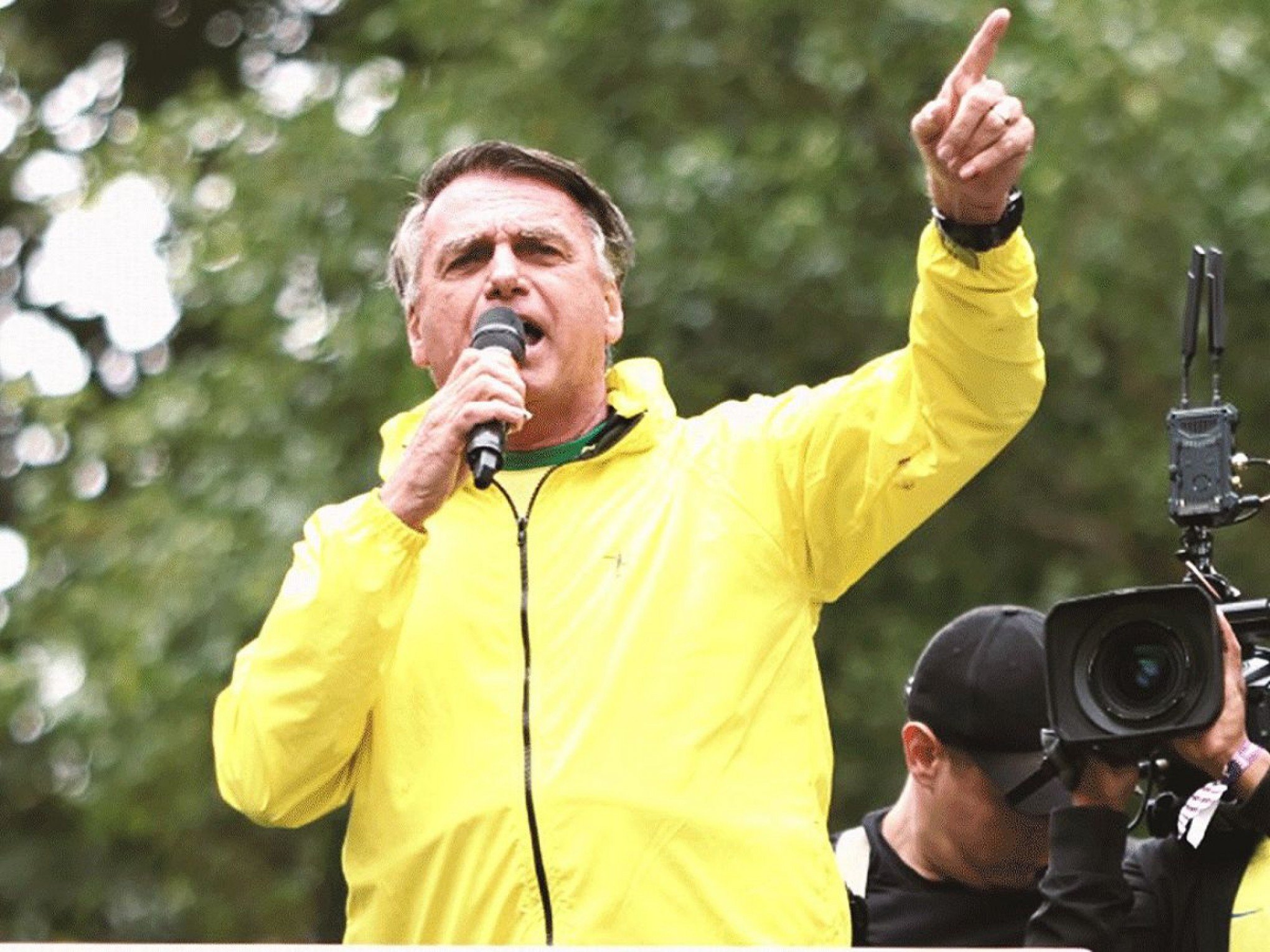"Popcorn and ice cream": Em tentativa de falar inglês, Bolsonaro faz referência a gaúcho que pode ser condenado por ataques golpistas
