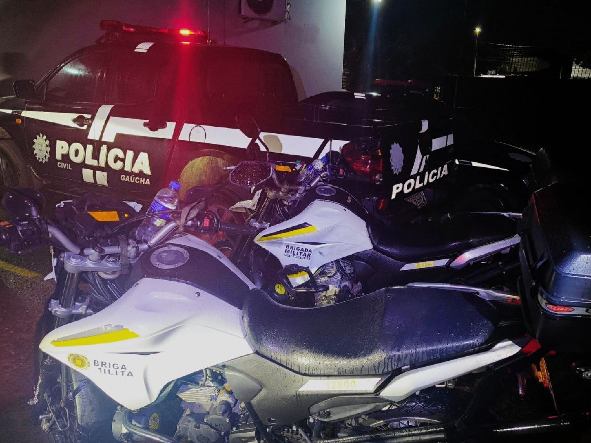 Roubo de carro termina com pai e filho presos em São Leopoldo