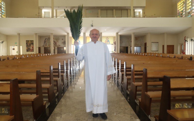 Santuário Sagrado Coração de Jesus se prepara para o Domingo de Ramos - padre Resende