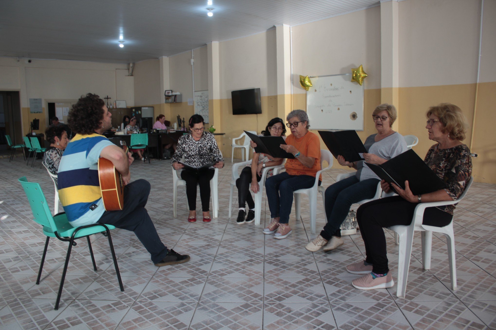 "Eu não tinha amizades, agora tenho várias": Centro de Convivência do Idoso oferece atividades gratuitas em Canoas