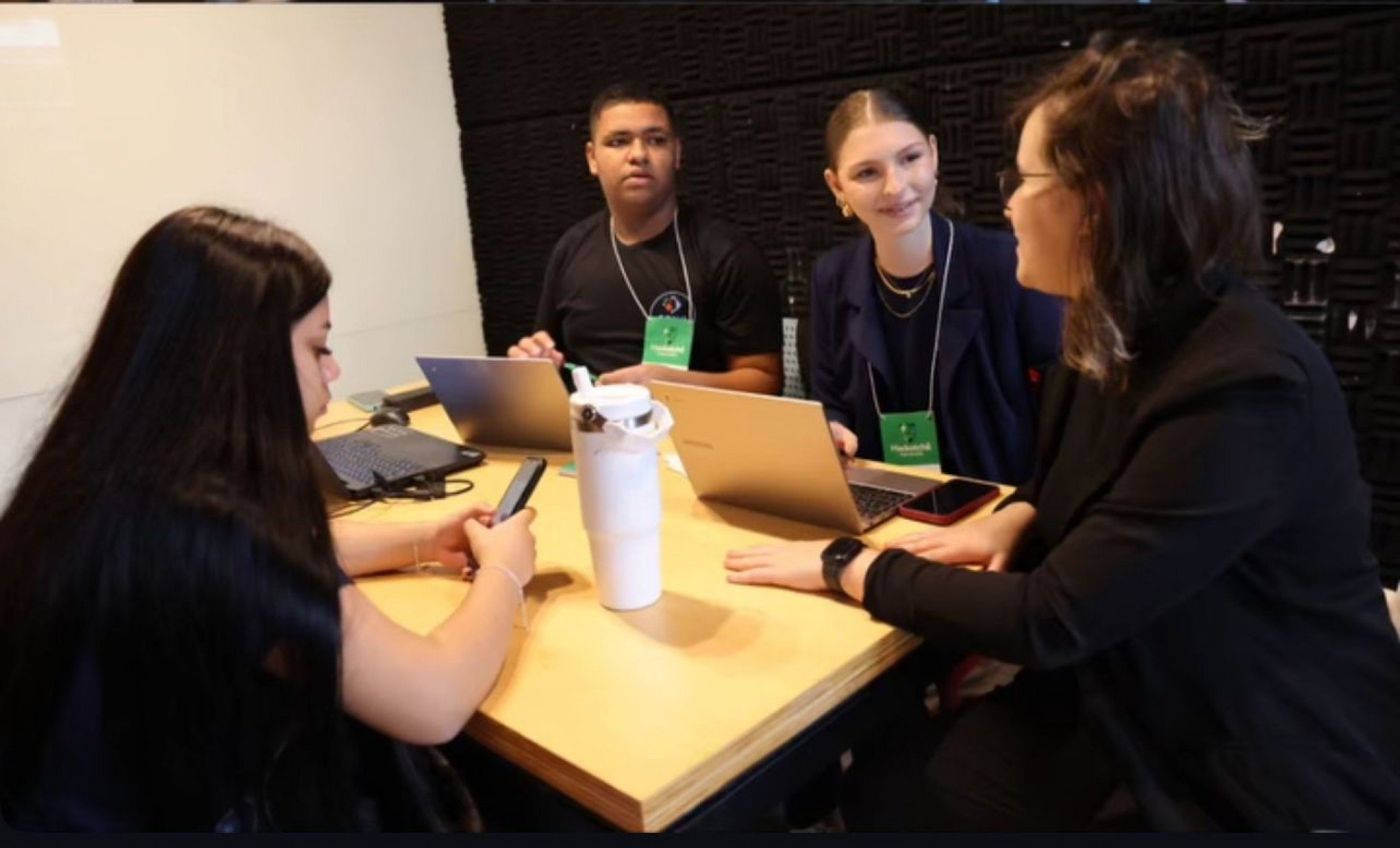 Projeto de escola de Novo Hambugo é um dos finalistas do HackaTchê Business 2025