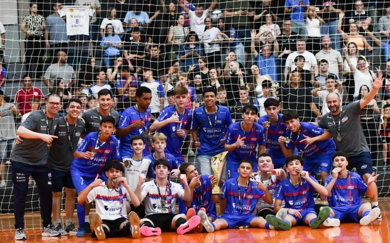 Na categoria sub-15, a UJR é a atual campeã da conferência Sul/Metropolitana | abc+