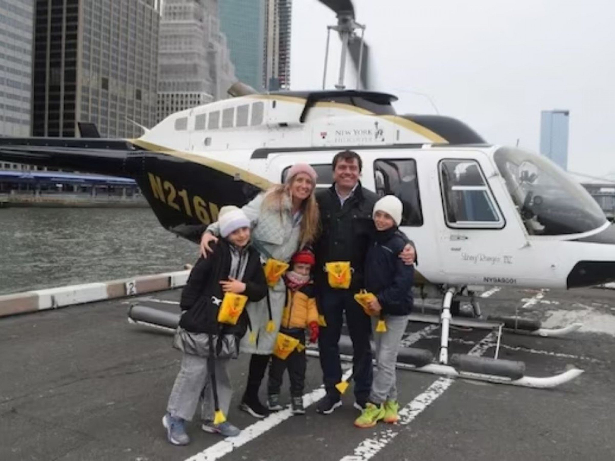 Quem são as vítimas da queda de helicóptero no Rio Hudson, em Nova York