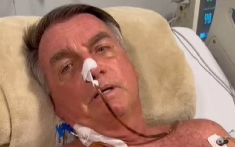 Imagem do ex-presidente antes de ser submetido à cirurgia no intestino | abc+