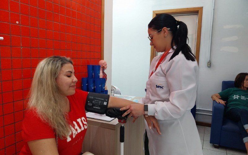 Sesc Estar Bem: Marina de Castro teve medição de pressão arterial  | abc+