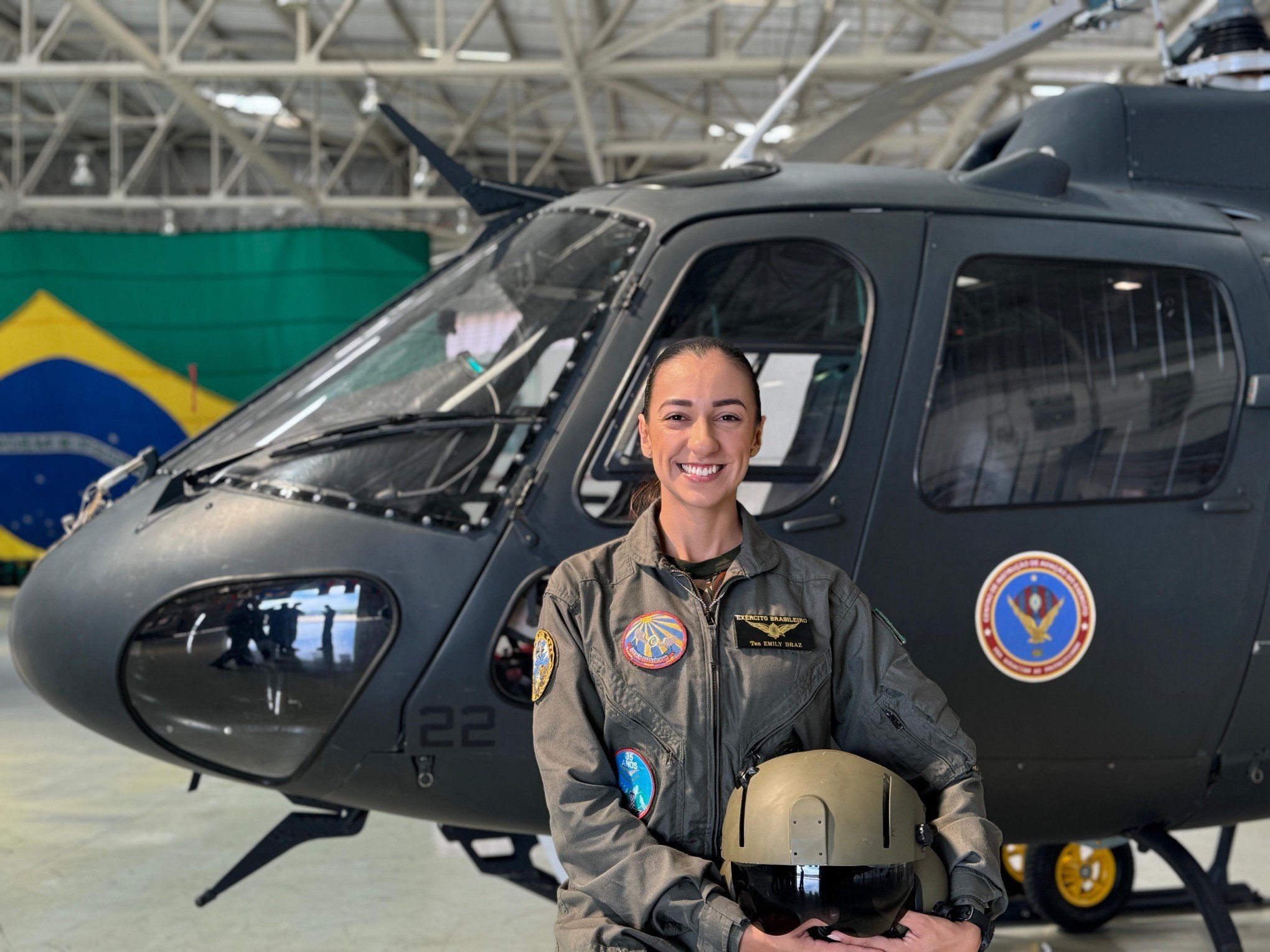 Gaúcha se torna primeira piloto de helicópteros do Exército Brasileiro