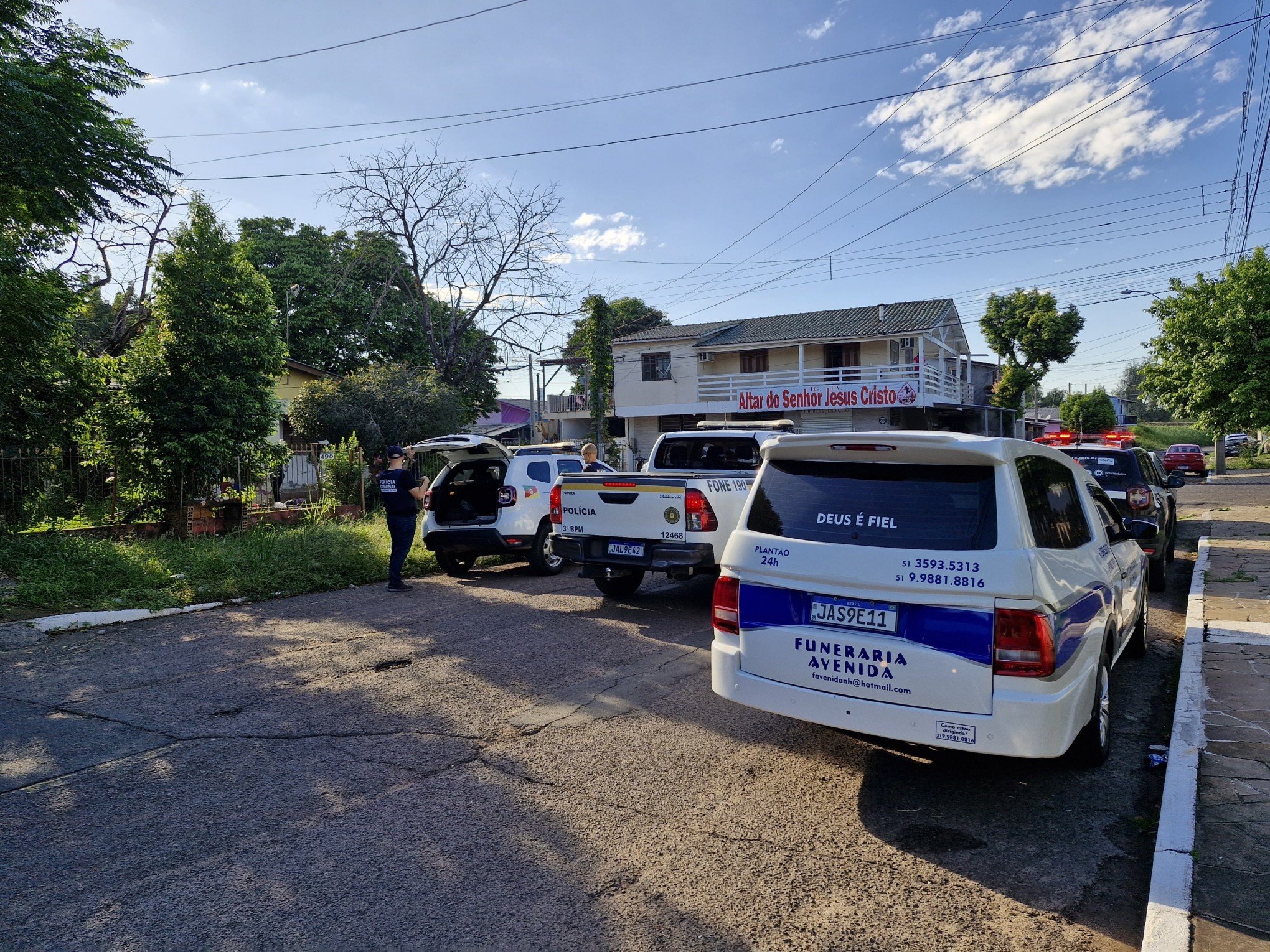Mulher é encontrada morta dentro de casa em Novo Hamburgo