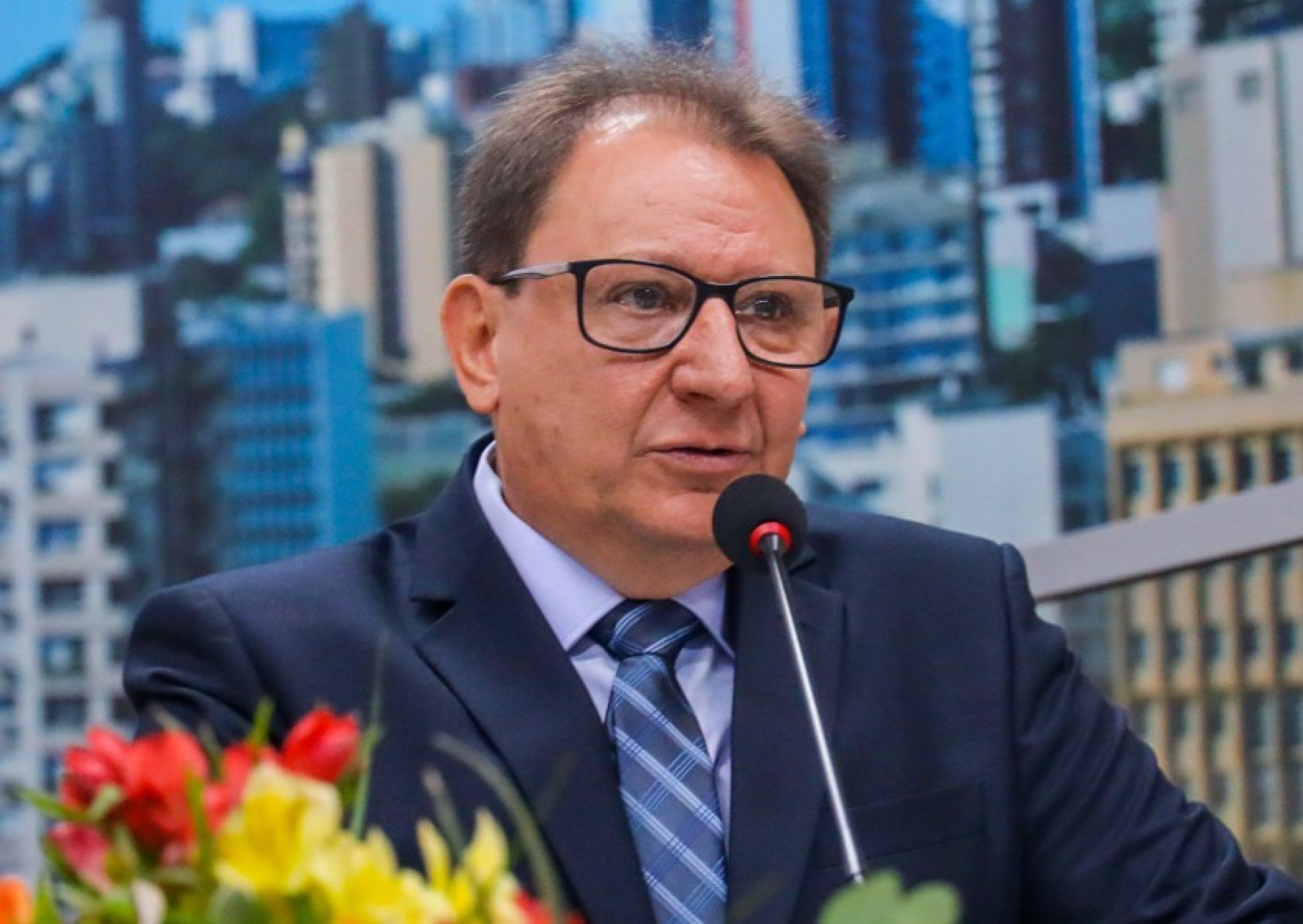 Vice-prefeito de Novo Hamburgo foi convidado para evento dos 100 dias de governo meia hora após o início