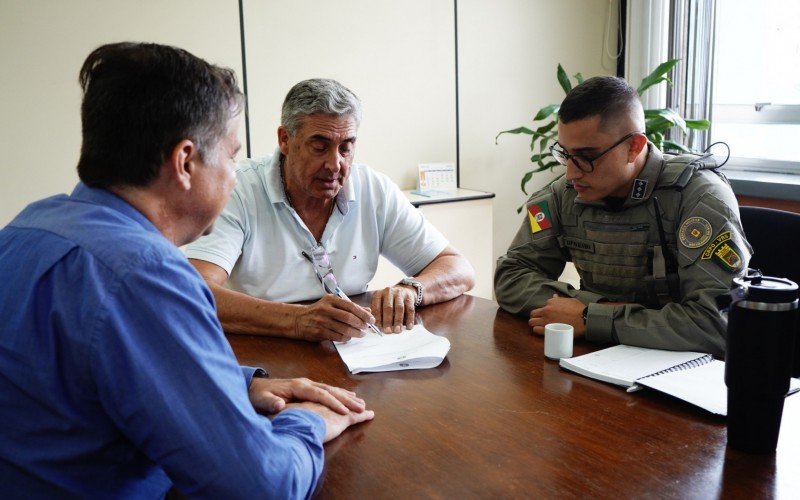 Prefeito Giovani Feltes já se reuniu com comandos Geral, Regional e Municipal da Brigada Militar para buscar aumento do efetivo | abc+