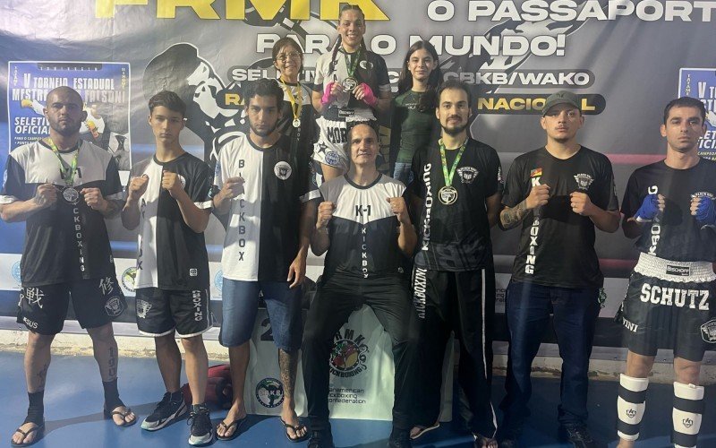 Atletas da equipe Black Box, de Sapiranga | abc+