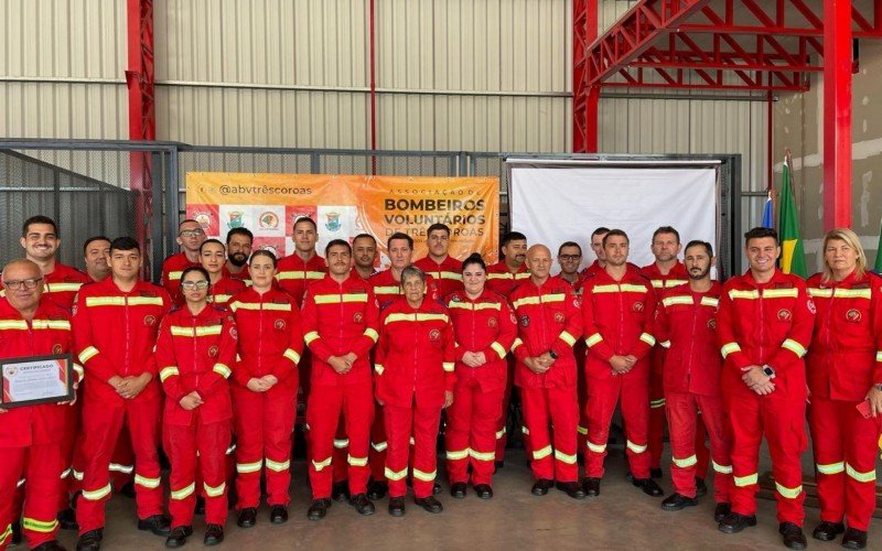 Associação de Bombeiros Voluntários de Três Coroas (ABV) é composto por aproximadamente 40 voluntários | abc+
