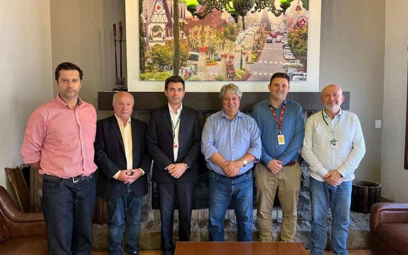Executivo e RGE discutem melhorias no abastecimento de energia elétrica