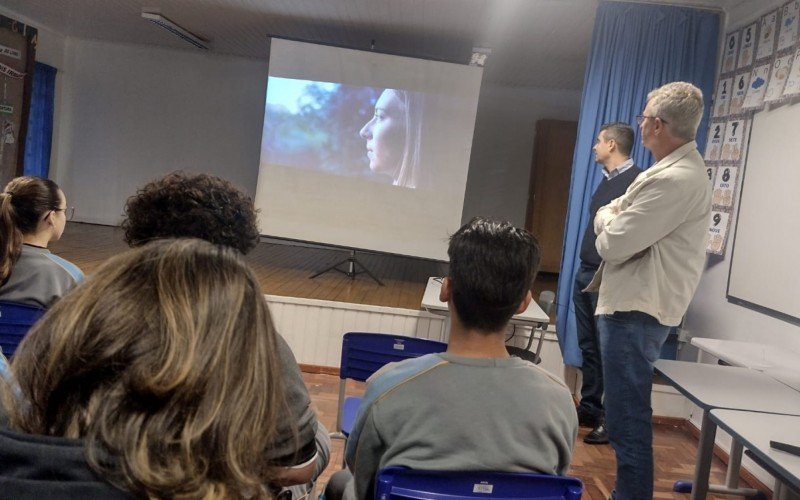Escolas podem agendar participação no Projeto ACI Talks  | abc+