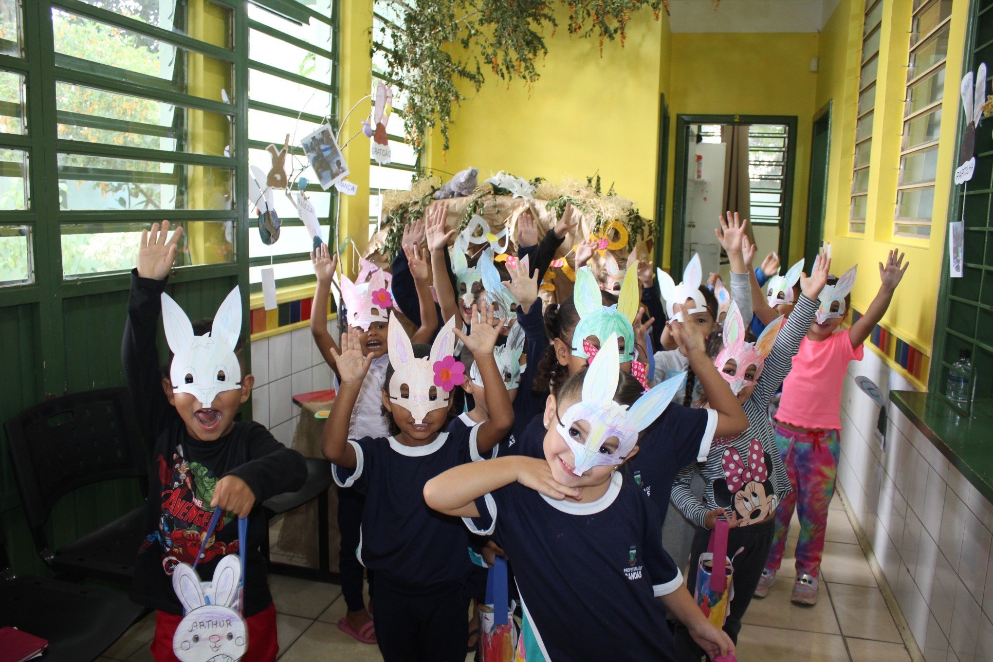 Escola promove atividades para celebrar a Páscoa com as crianças em Canoas