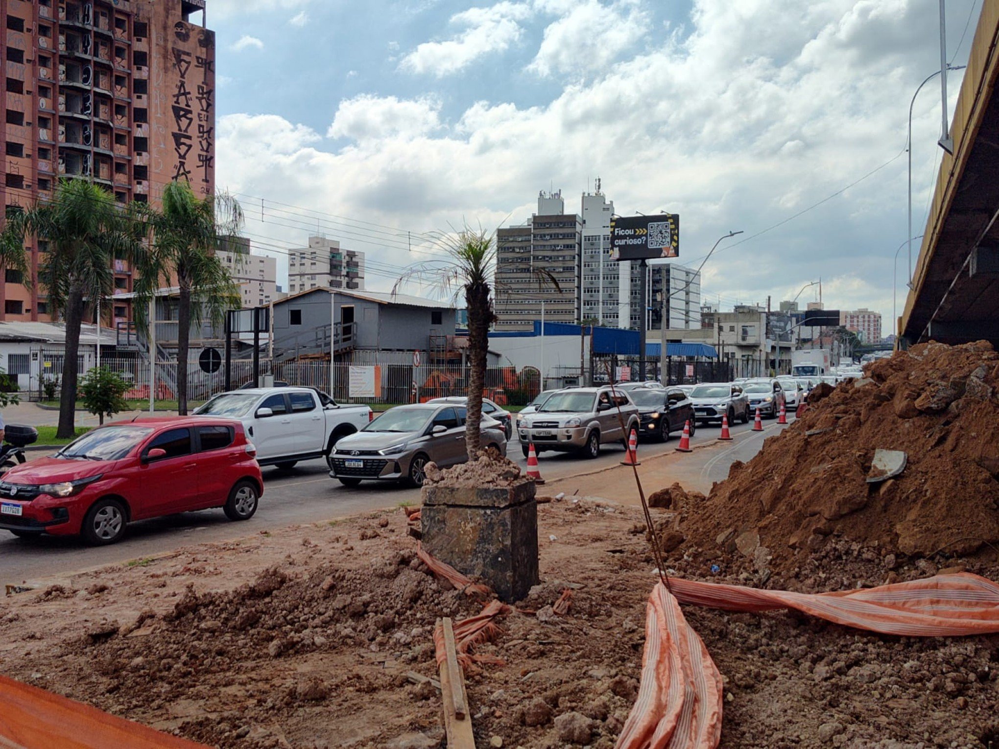 BR-116: Dnit alerta para estreitamento de faixas no viaduto da Metrovel nesta quarta-feira