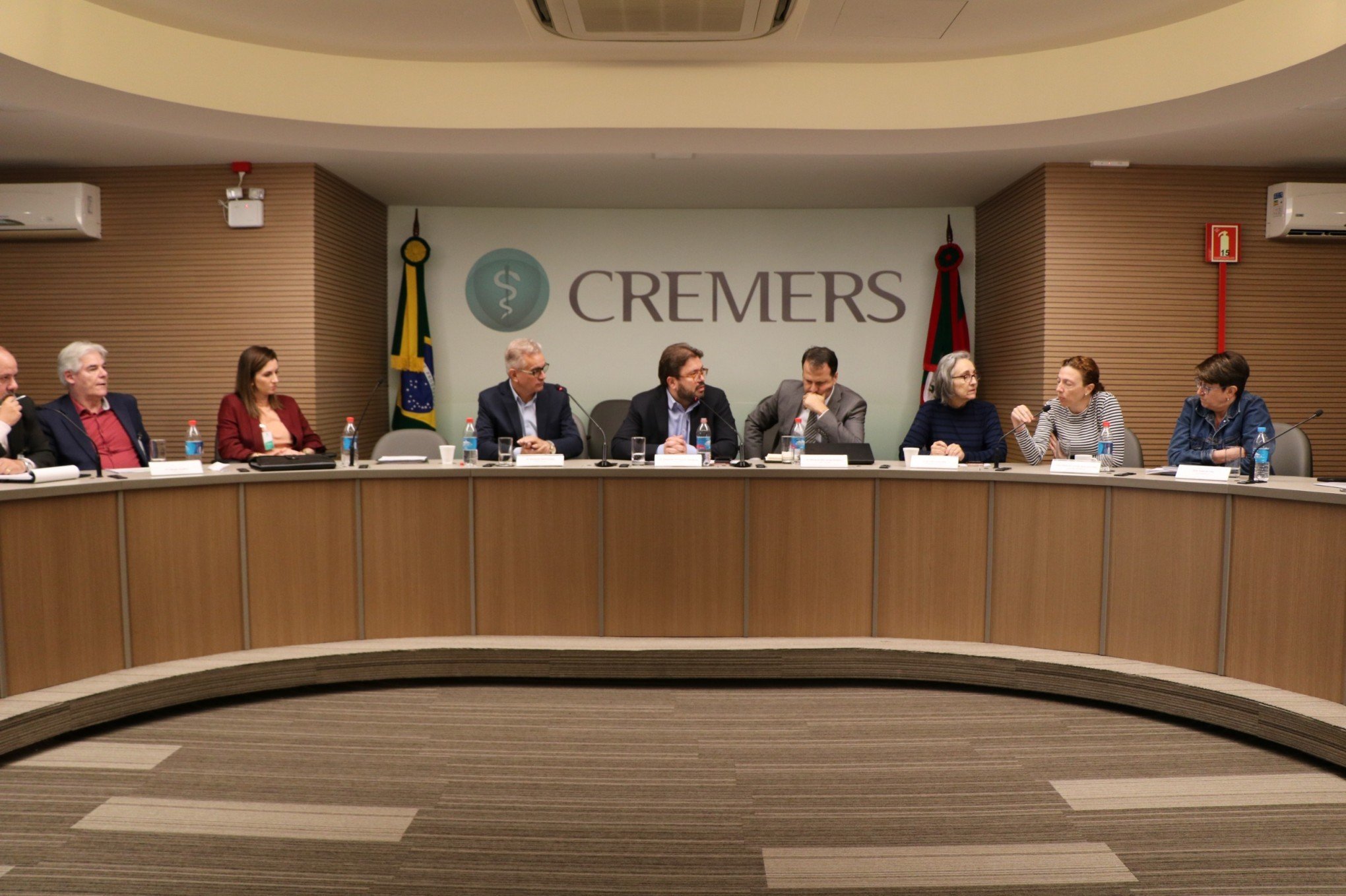Cremers define prazo para Prefeitura de Canoas e HPSC apresentarem soluções para demandas emergenciais