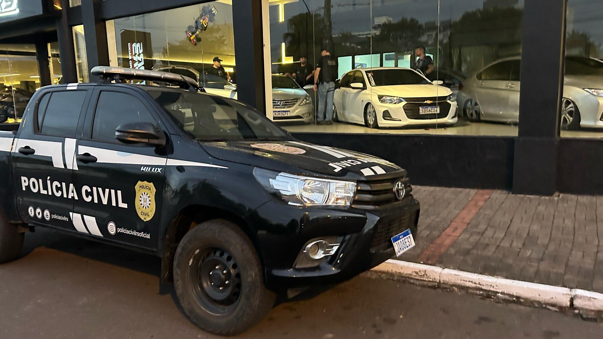 Defesa de professora da rede estadual investigada por movimentar R$ 5 milhões se manifesta