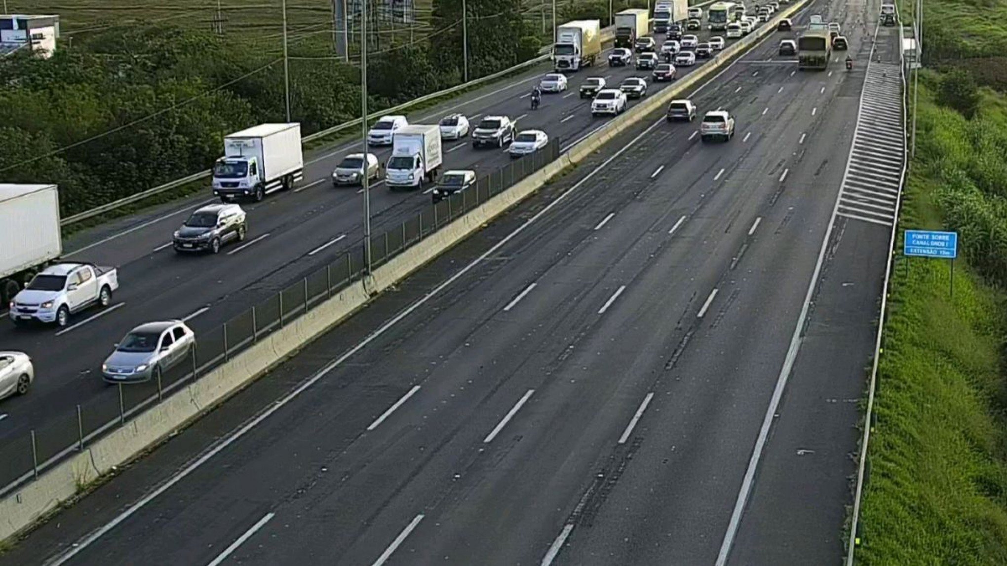 BR-290: Confira como está o trânsito na free way em direção ao litoral na saída para o feriadão