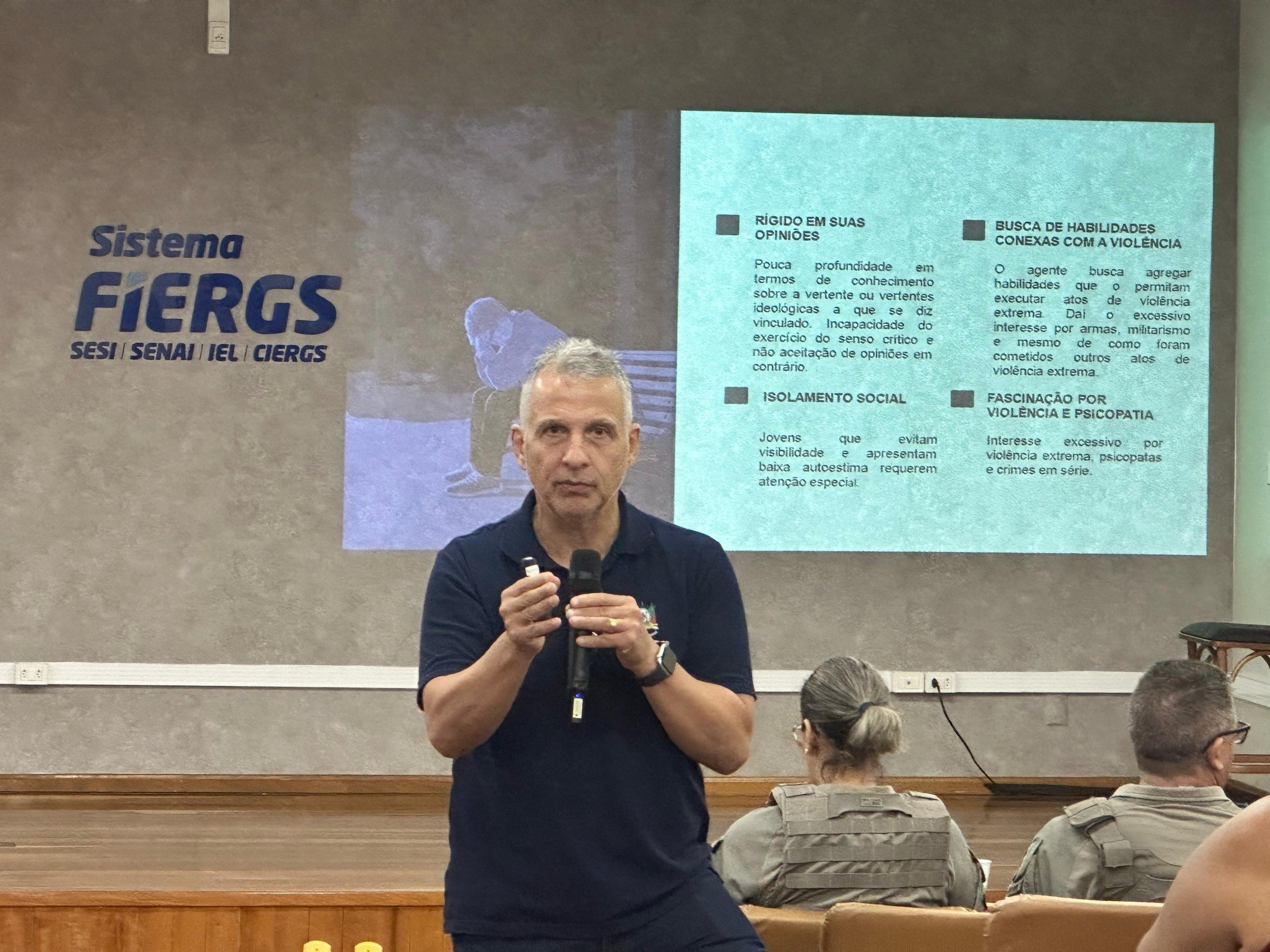 Série "Adolescência" leva discussão sobre violência extrema ao Vale do Sinos