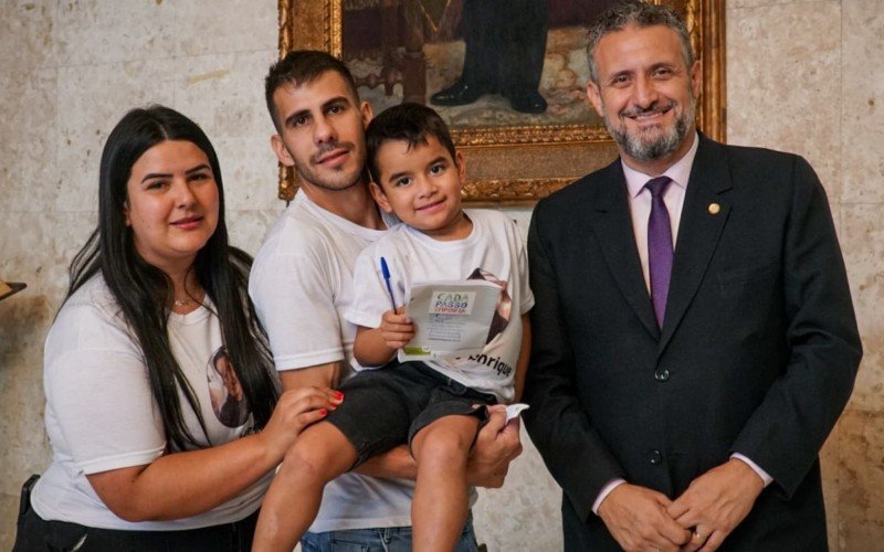 A atividade antecede o lançamento da Frente Parlamentar em Defesa das Pessoas com Doenças Raras