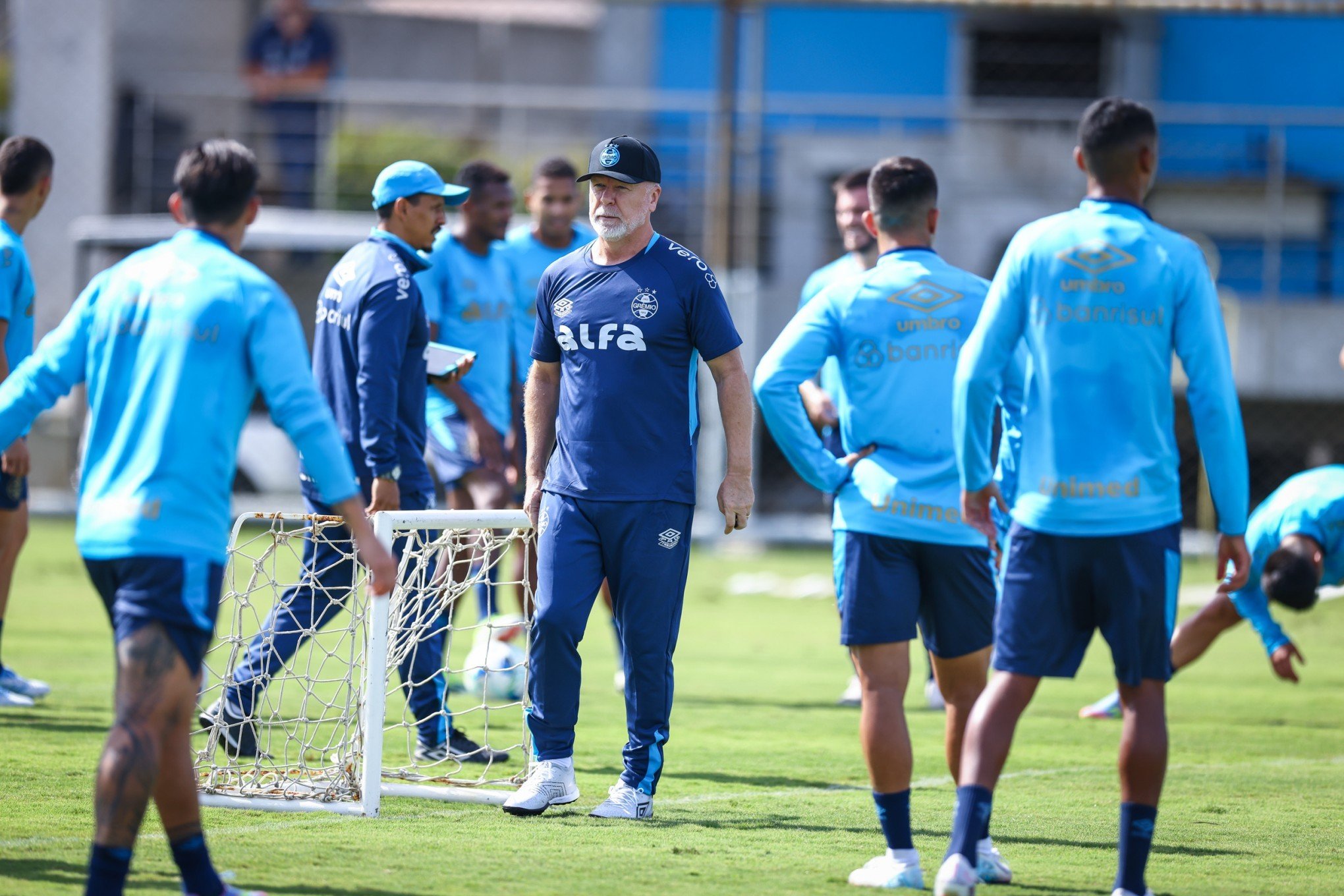 Mano tem o 1º desafio comandando o Grêmio contra o Godoy Cruz nesta quinta-feira