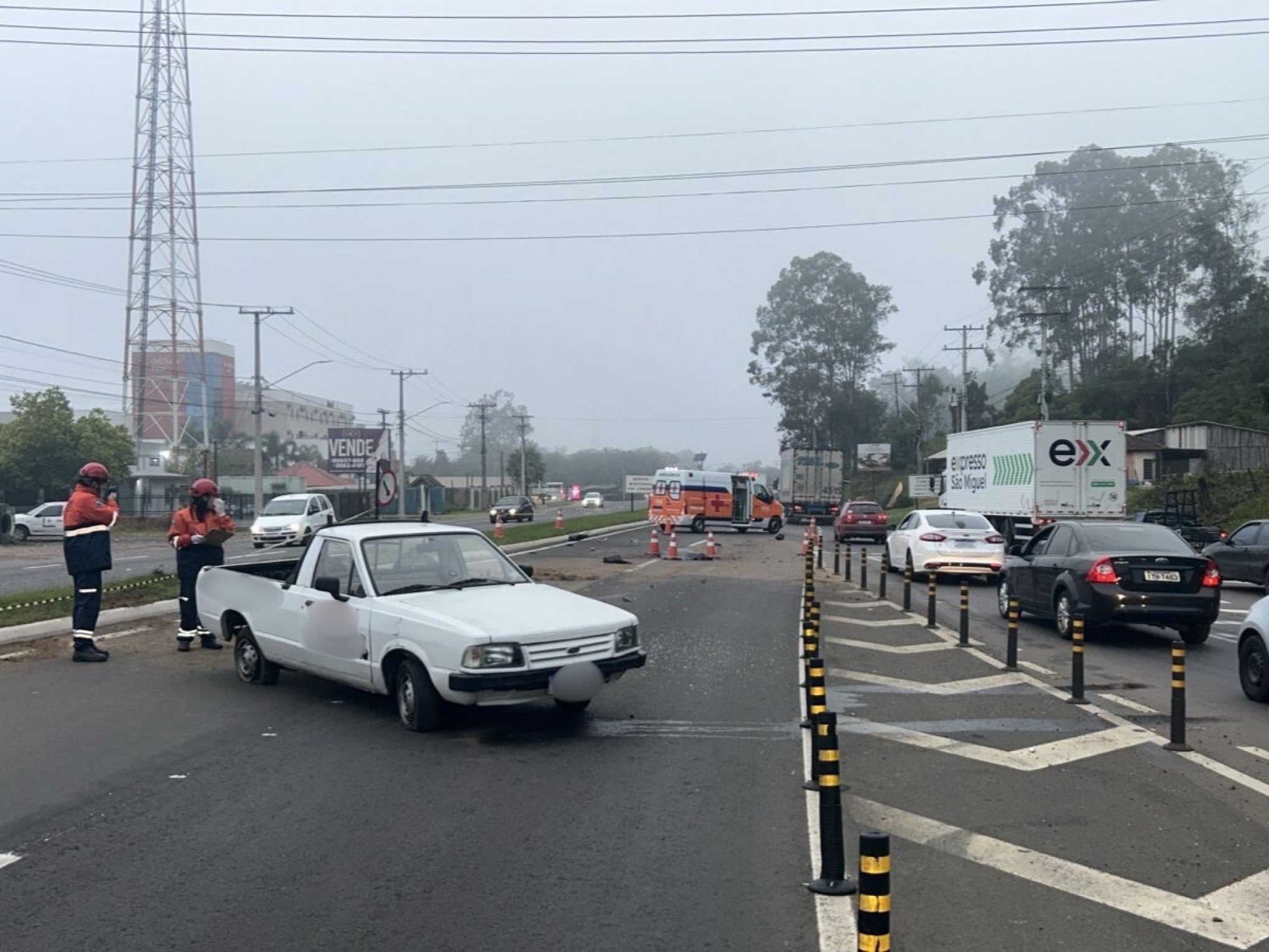 Motociclista morre na hora em acidente envolvendo mais três veículos em rodovia da região