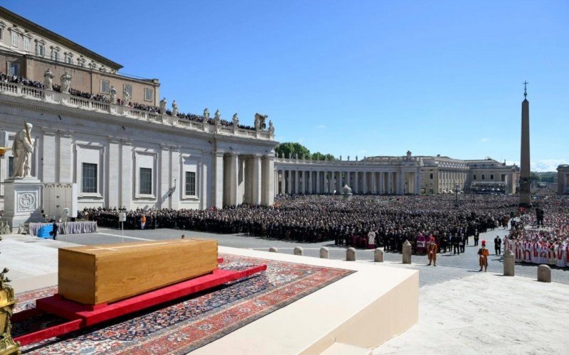 Olhos do mundo estão voltados para o Vaticano, menor país do mundo | abc+