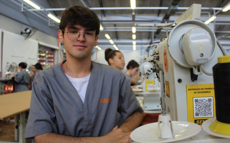 Bernardo Prestes Carrion, 17, é Jovem Aprendiz | abc+