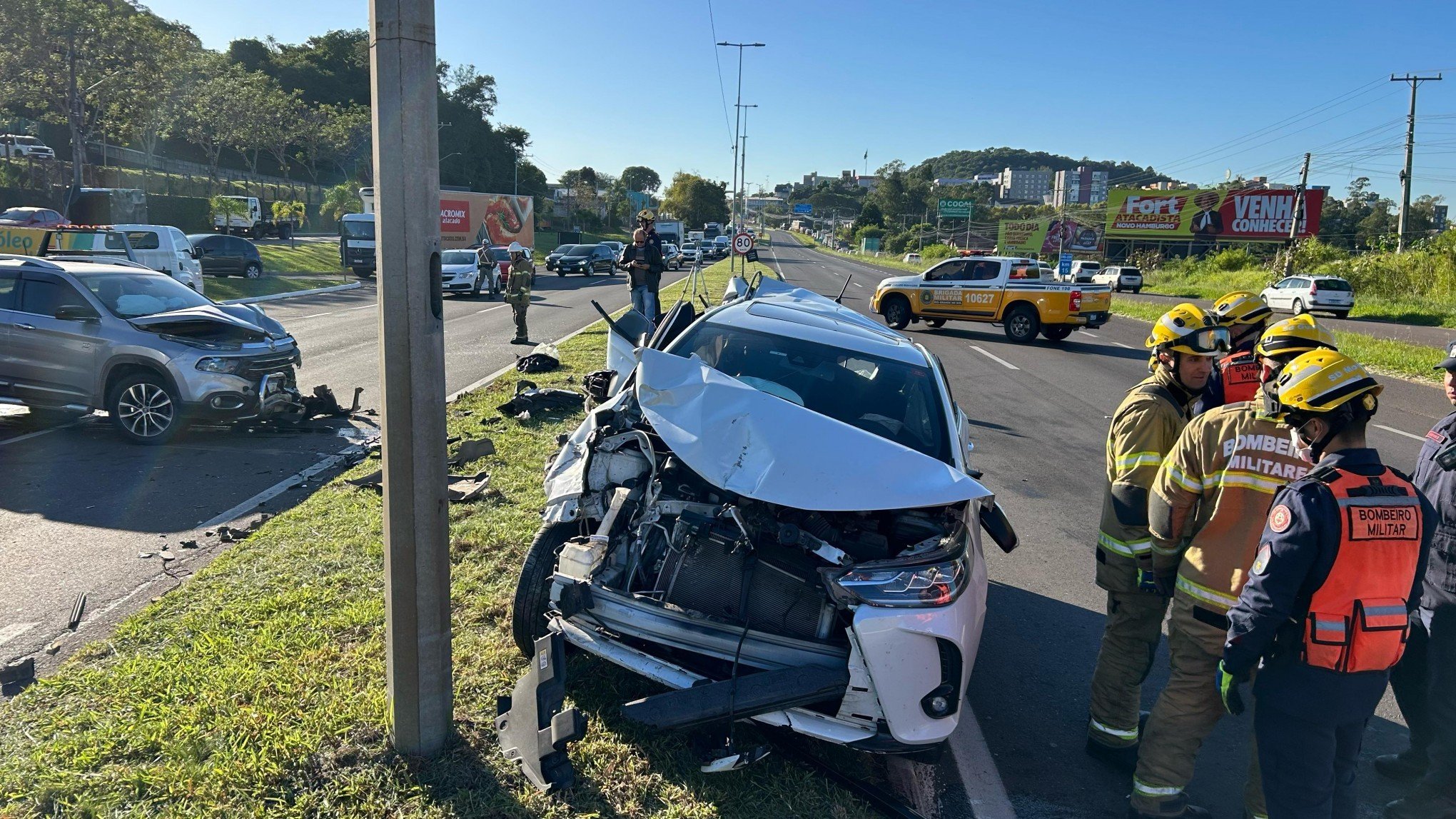 RS-239: Grave acidente envolvendo quatro veículos deixa vítimas em Novo Hamburgo