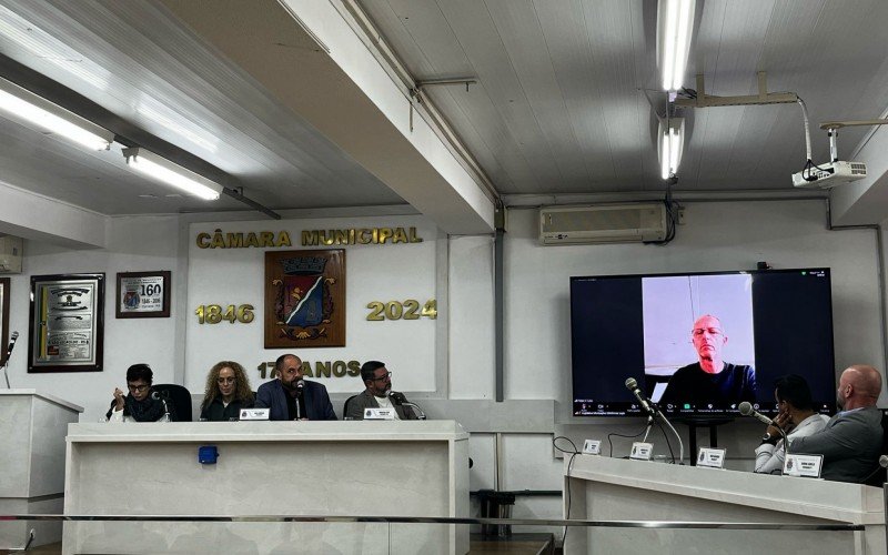 Audiência pública tratou sobre contratos e a licitação do barco-escola Peixe Dourado em São Leopoldo  