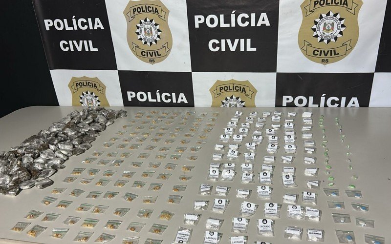Drogas apreendidas em ação da Polícia Civil em Gramado
