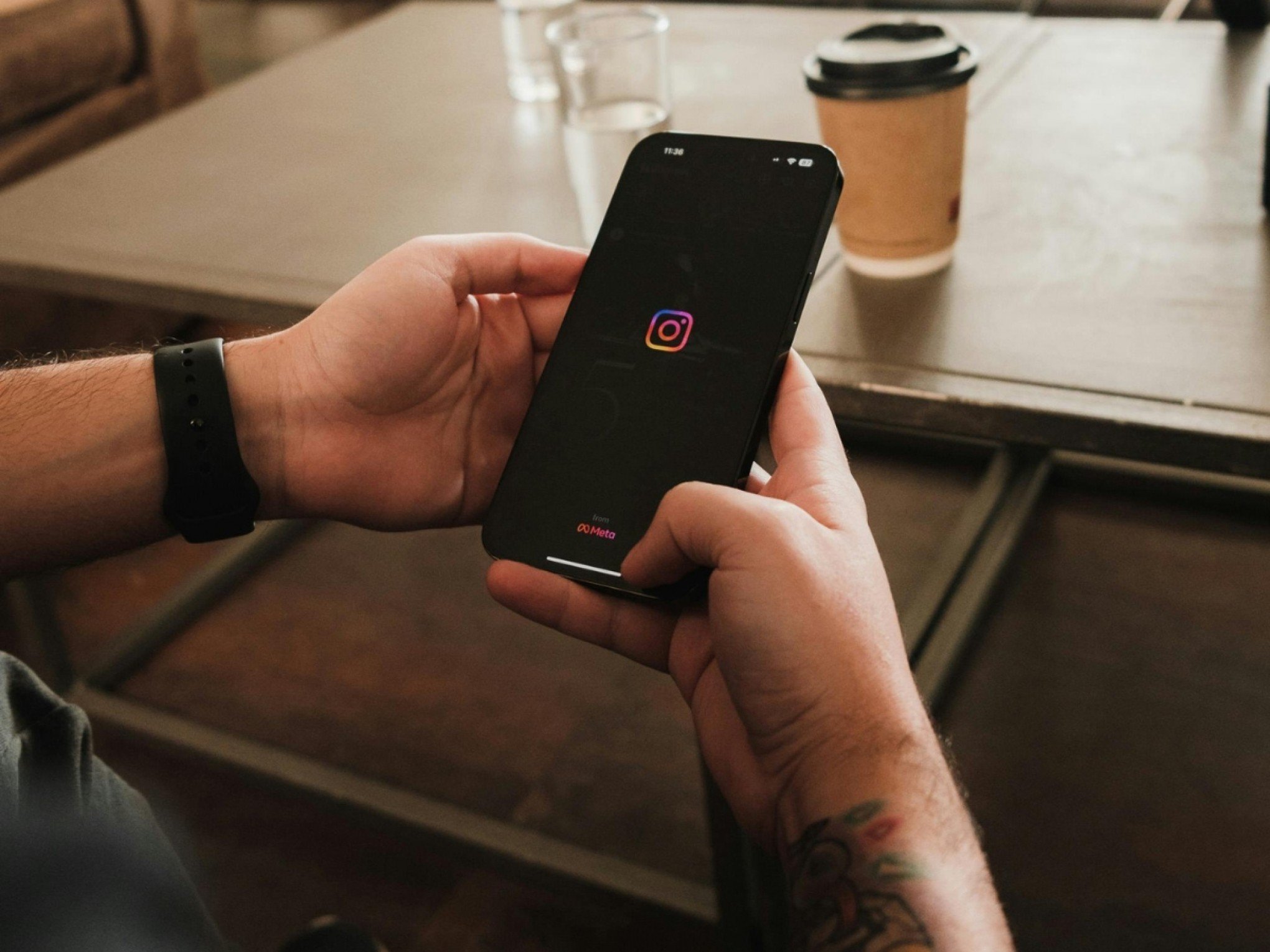 Dixx: O que a geração Z quer esconder de você nas redes sociais?