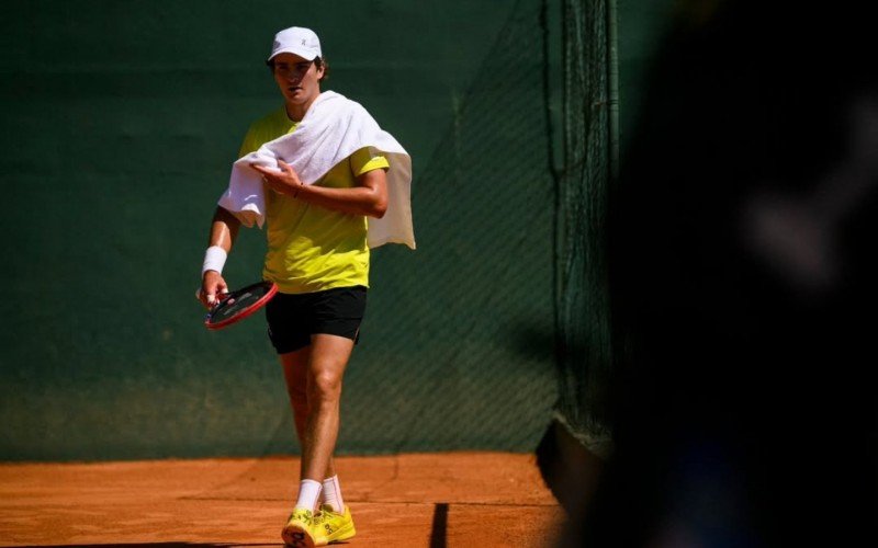 João Fonseca foi derrotado na estreia do Challenger de Estoril | abc+
