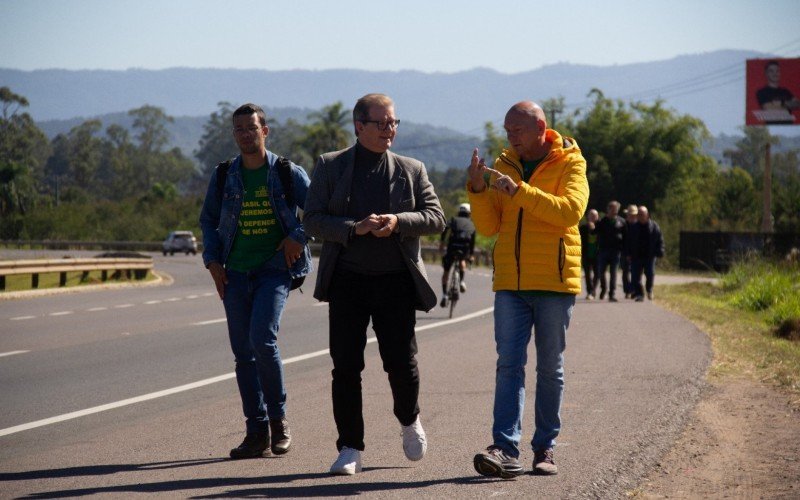 Vice-prefeito de Taquara, Delmar Backes, com Luciano Hang | abc+