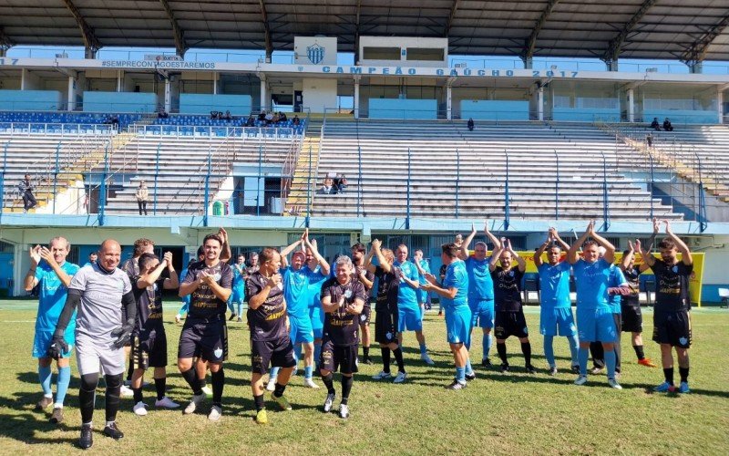 ECNH comemora 114 anos com jogos da base anilada, sócios e convidados | abc+