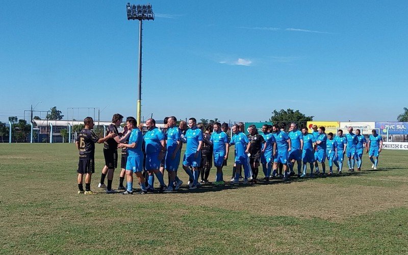 ECNH comemora 114 anos com jogos da base anilada, sócios e convidados | abc+