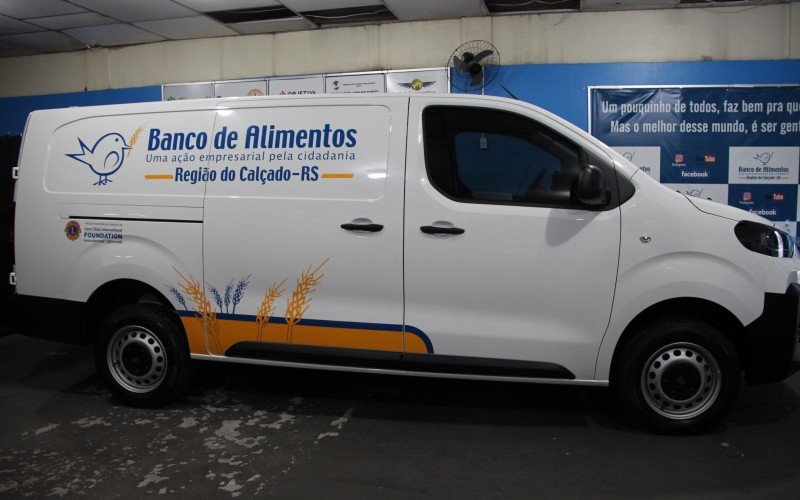 Banco de Alimentos Região do Calçado recebe a doação de um Fiat Scudo através de projeto ao Lions Club Internacional, enviado pelo Lions Clube Novo Hamburgo Terceiro Milênio com apoio do Lions Clube Campo Bom. | abc+