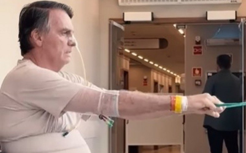 Ex-presidente Bolsonaro ainda se recupera de cirurgia | abc+